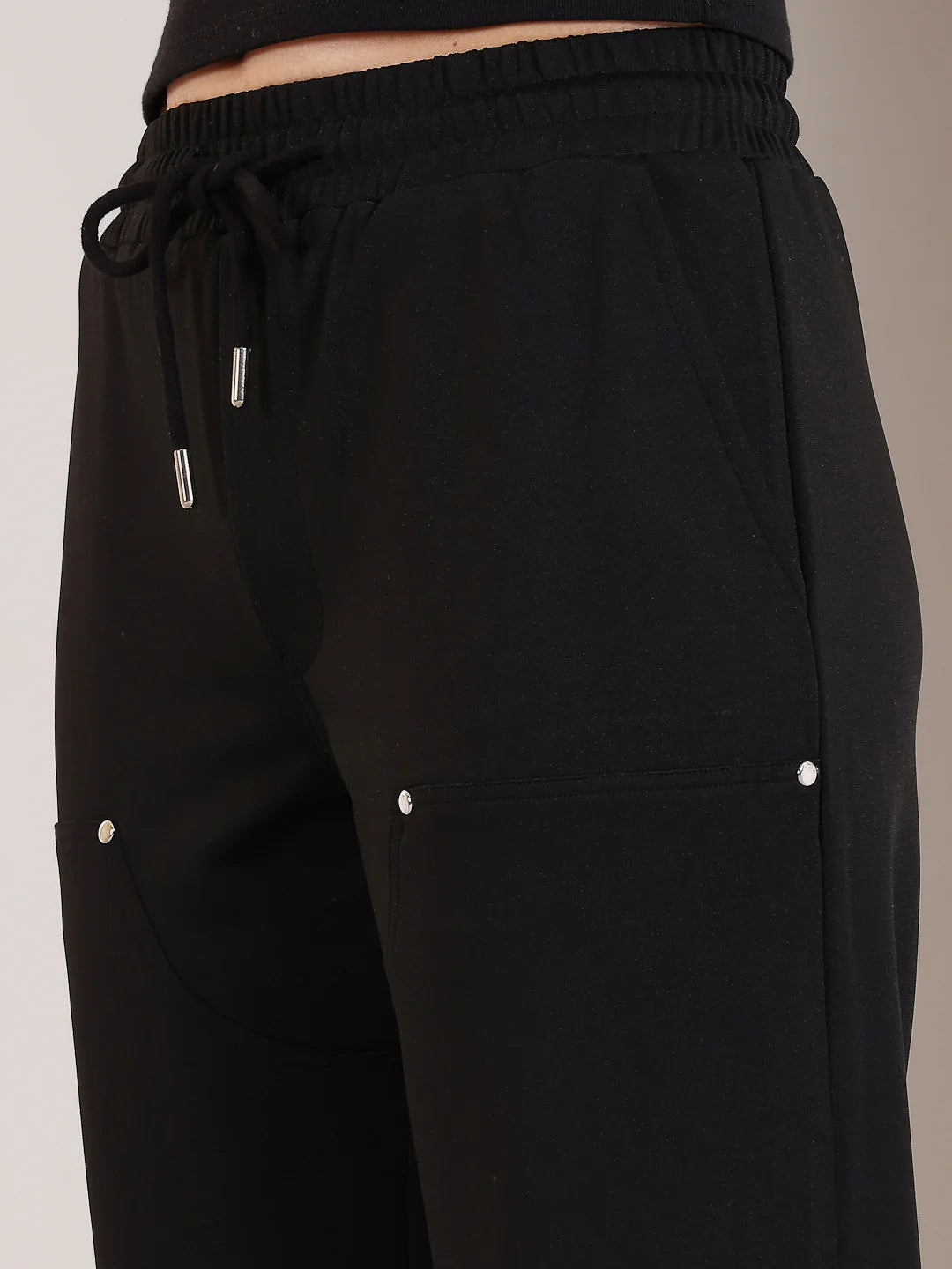 Black rivet straight tracks.
